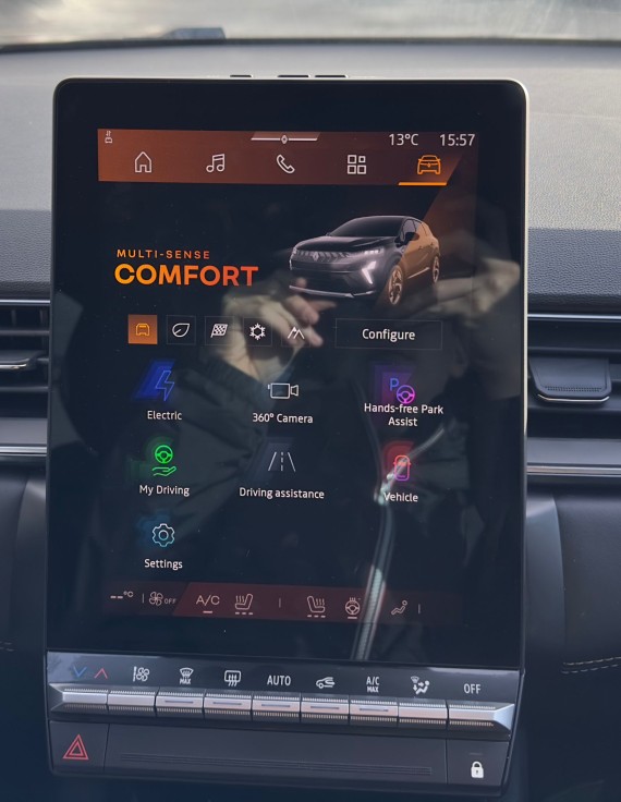 RENAULT Symbioz Renault Symbioz Iconic E-Tech full hybrid 145-010.jpg